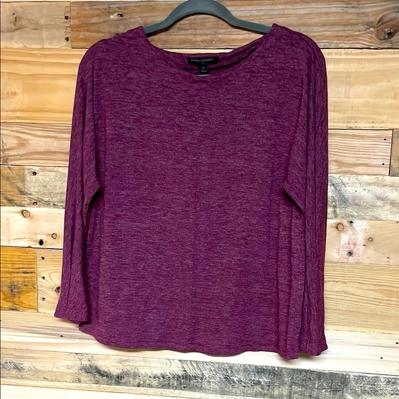 Banana Republic size XS Burgundy 3/4 Sleeve Boat Neck Stretchy Lightweight Top - Picture 1 of 6